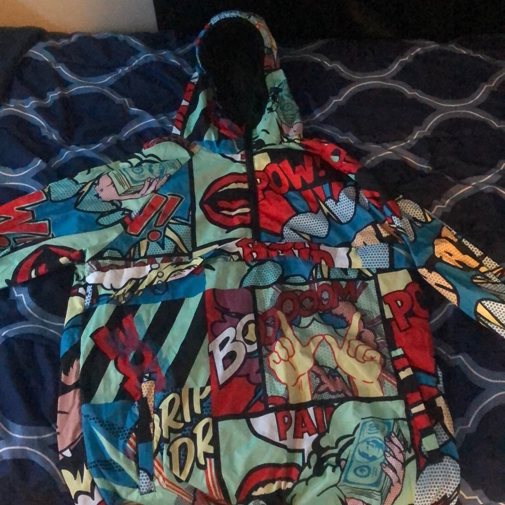 Wind breaker hoody